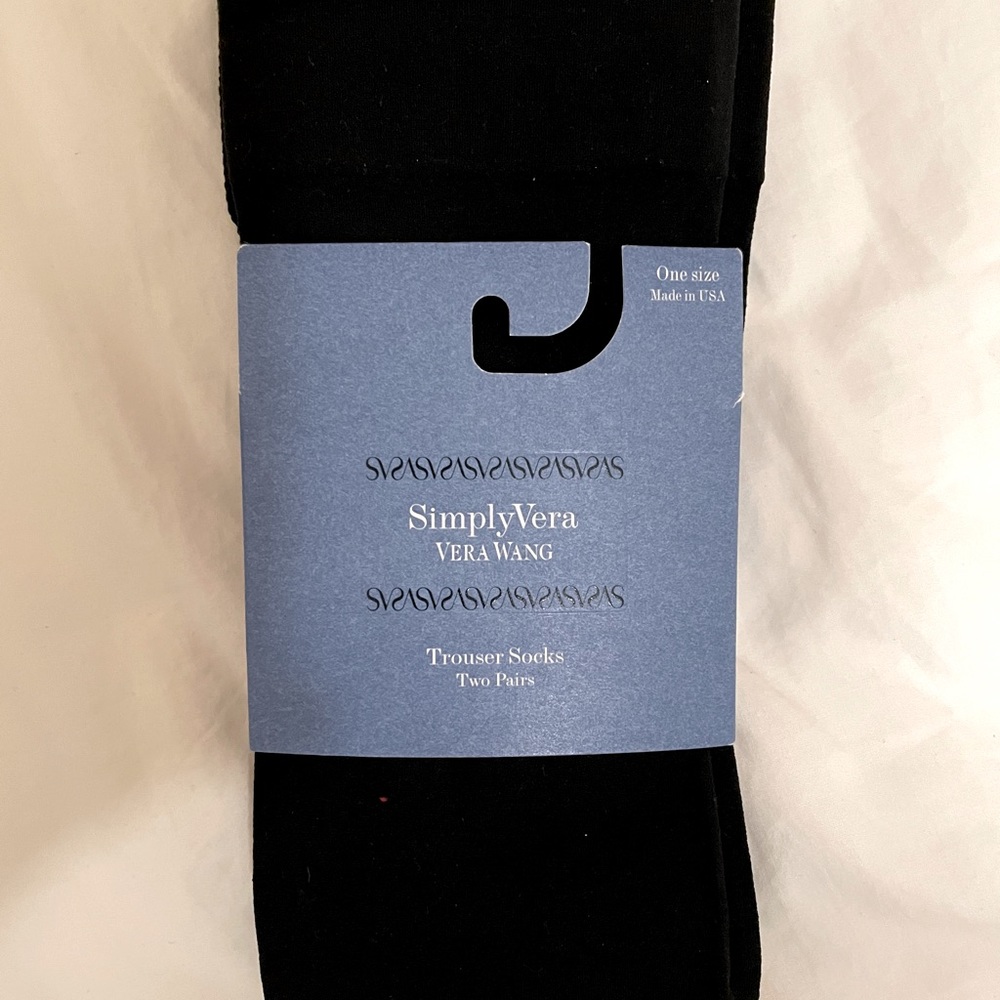 NWT 2 pairs black Vera Wang trouser knee high sock